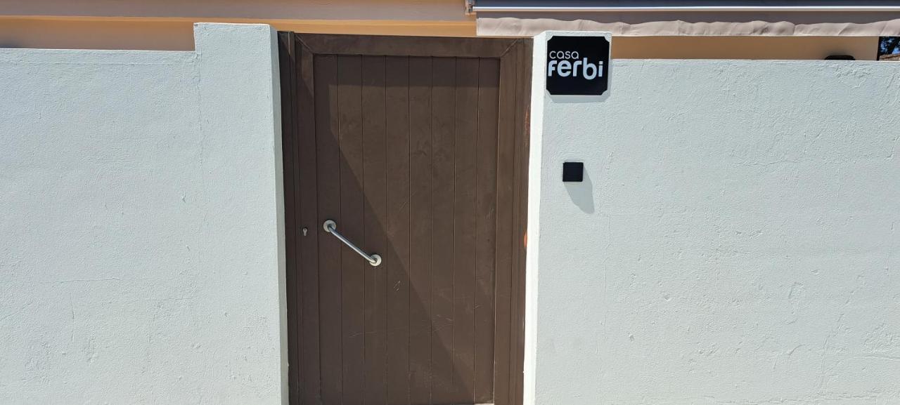 Vila Casa Ferbi Sabaris Exteriér fotografie